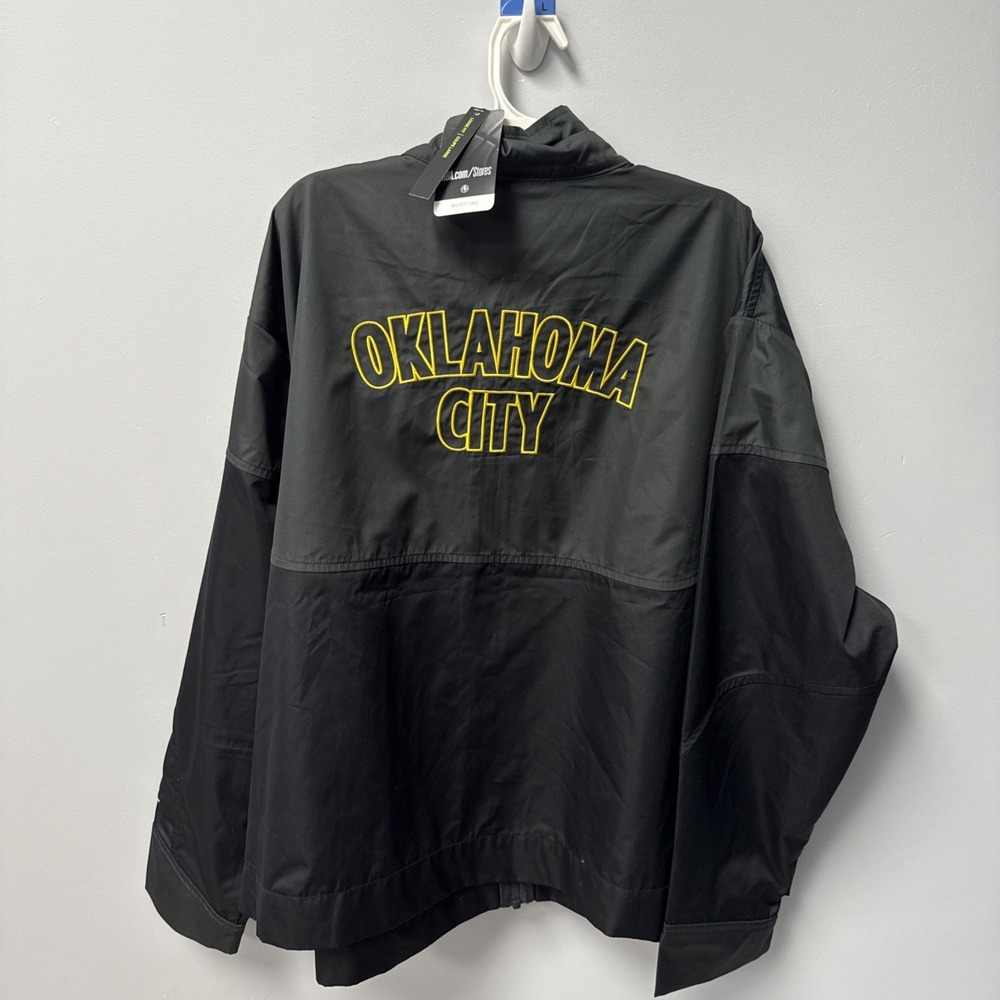 Oklahoma City Thunder Nike Court Side Full Zip Windbreaker NWT Women's Sz XL